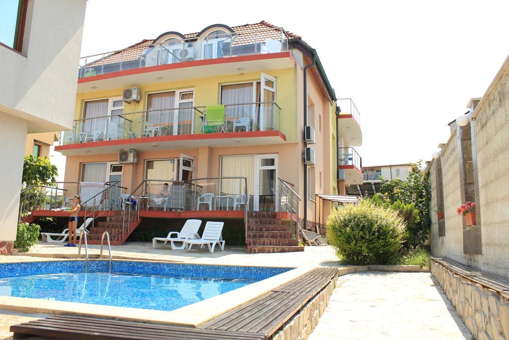 Barex Family Hotel Szozopol Kültér fotó