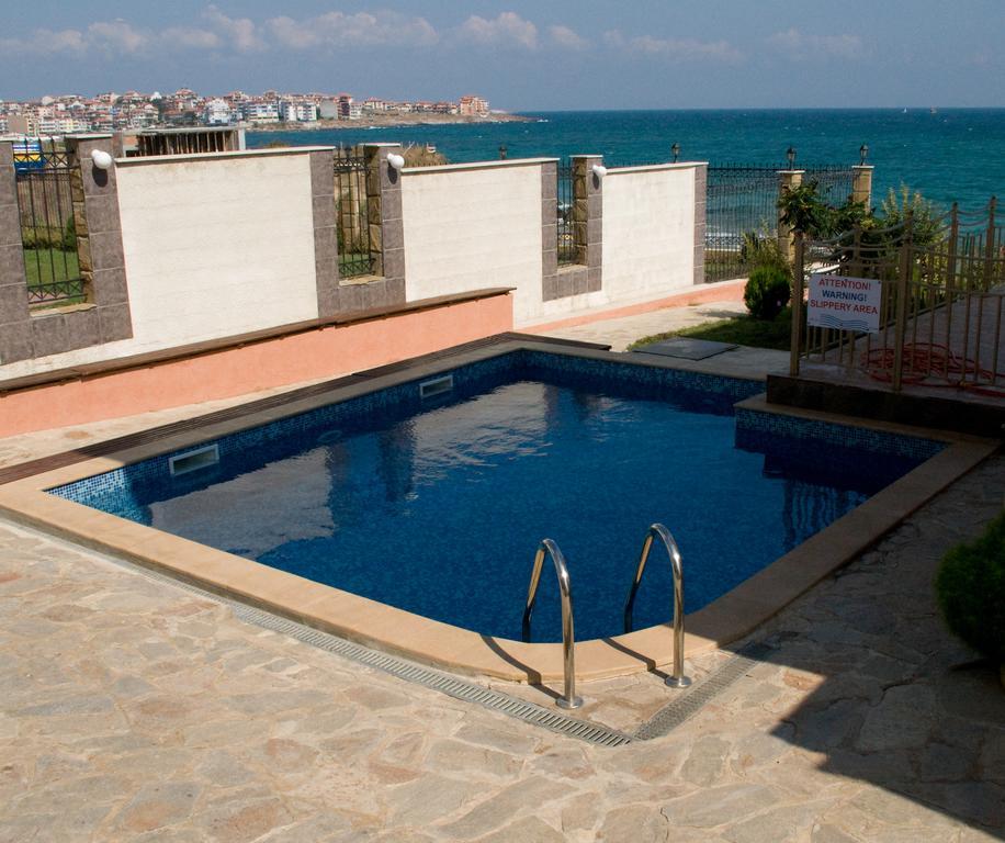 Barex Family Hotel Szozopol Kültér fotó