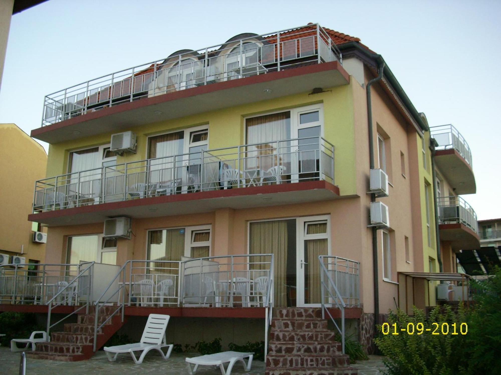 Barex Family Hotel Szozopol Kültér fotó
